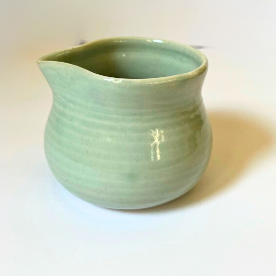 Fairness Tea Pitcher (gōng dào bēi 公道杯) - Celadon (no.3)